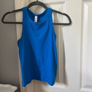 size 4 lulu tank